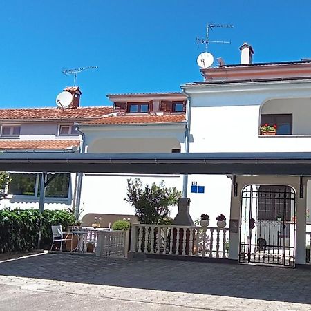 Apartments Stojakovic Porec Ngoại thất bức ảnh